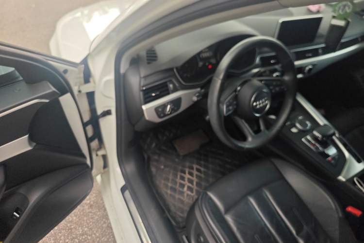 Used Audi A4L 2017 40 TFSI Fashion Model Driver Seat