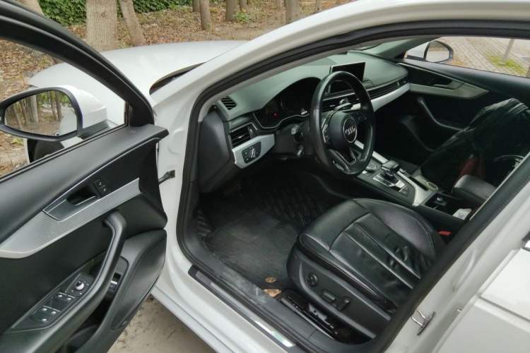 Used Audi A4L 2017 Plus 40 TFSI Fashion Model Driver Seat