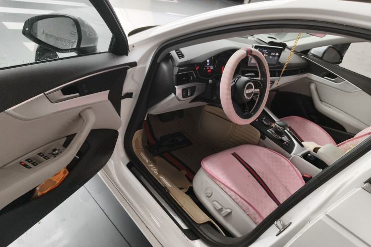 Used Audi A4L 2017 Plus 40 TFSI Fashion Model Driver Seat