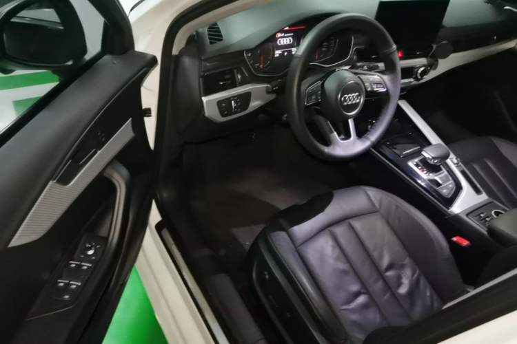 Used Audi A4L 2017 40 TFSI Fashion Model Driver Seat
