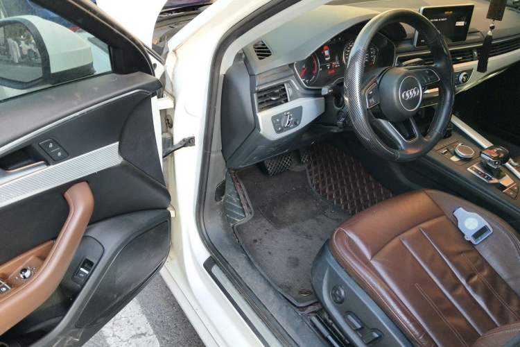 Used Audi A4L 2017 Plus 40 TFSI Fashion Model Driver Seat