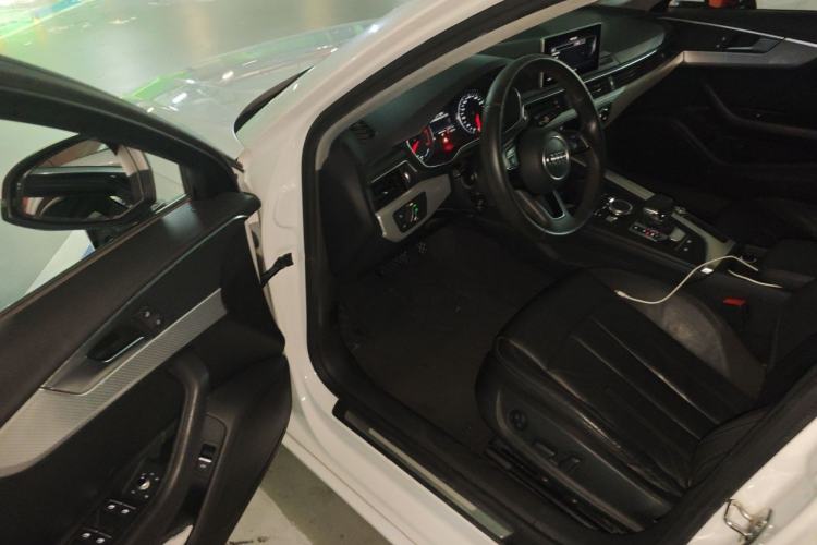 Used Audi A4L 2017 Plus 40 TFSI Fashion Model Driver Seat