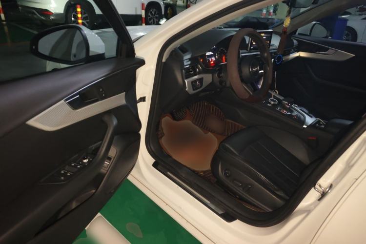 Used Audi A4L 2017 40 TFSI Fashion Model Driver Seat