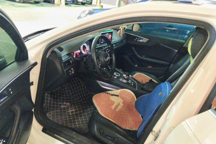 Used Audi A4L 2017 40 TFSI Style Edition Driver Seat