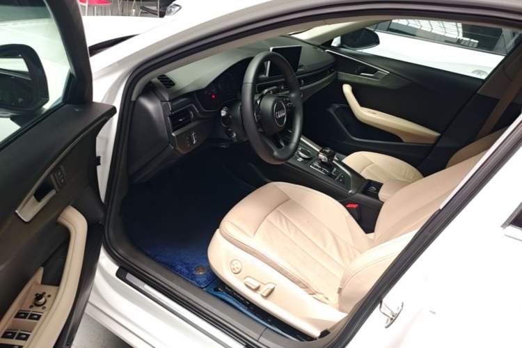 Used Audi A4L 2017 40 TFSI Style Edition Driver Seat