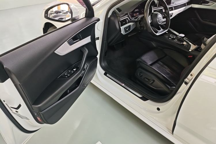 Used Audi A4L 2017 45 TFSI quattro Sport Edition Driver Seat