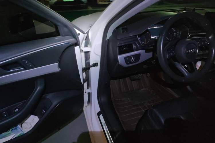 Used Audi A4L 2017 40 TFSI Fashion Model Driver Seat