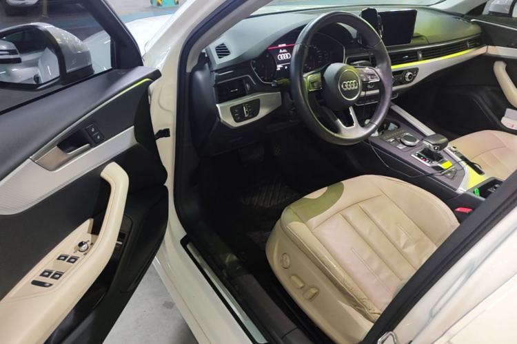Used Audi A4L 2017 Plus 40 TFSI Fashion Model Driver Seat