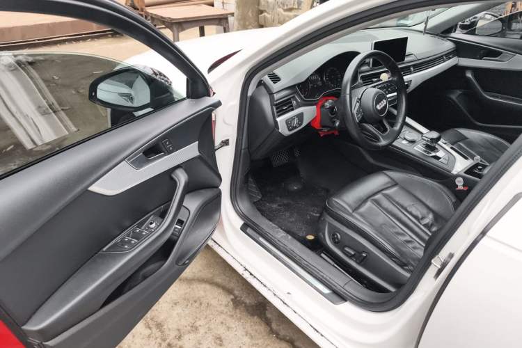 Used Audi A4L 2017 Plus 40 TFSI Fashion Model Driver Seat