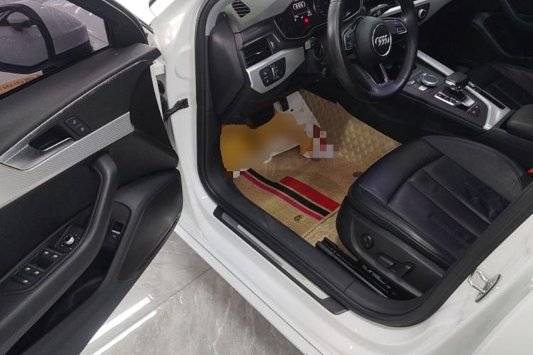 Used Audi A4L 2017 Plus 40 TFSI Fashion Model Driver Seat
