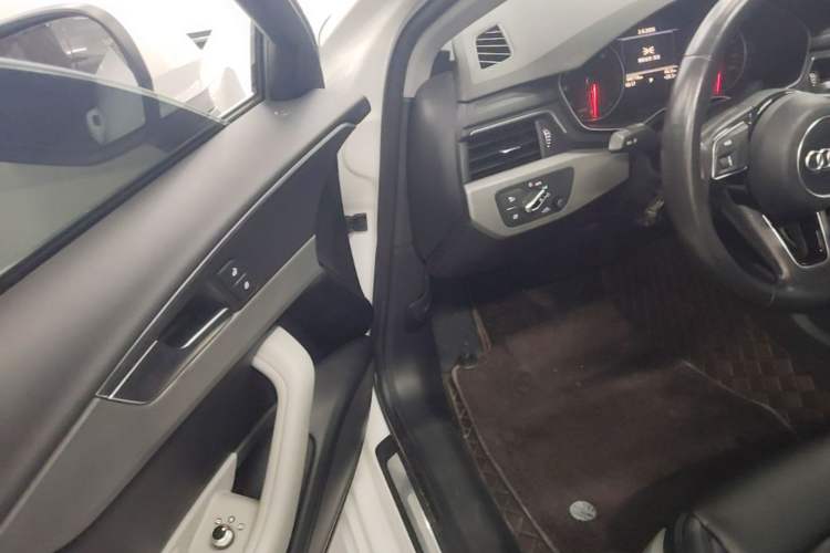 Used Audi A4L 2017 Plus 40 TFSI Ambition Model Driver Seat