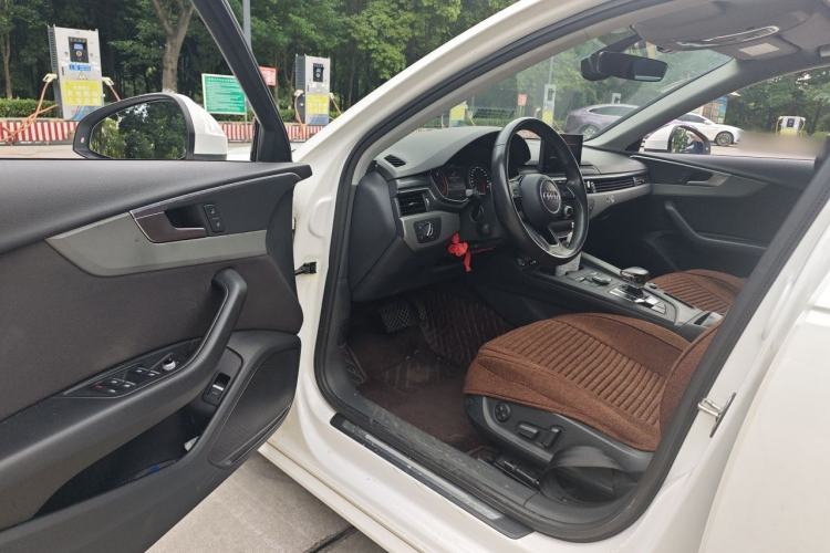 Used Audi A4L 2017 40 TFSI Ambition Edition Driver Seat