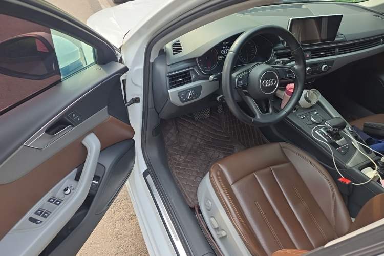 Used Audi A4L 2017 40 TFSI Ambition Edition Driver Seat