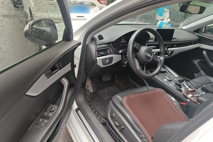 Used Audi A4L 2017 Plus 40 TFSI Fashion Model Driver Seat