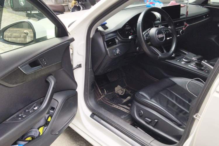 Used Audi A4L 2017 40 TFSI Style Edition Driver Seat