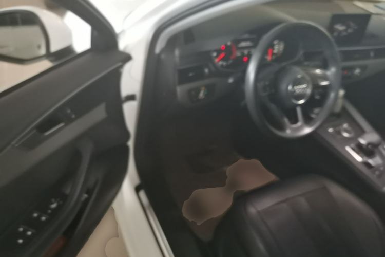Used Audi A4L 2017 40 TFSI Ambition Edition Driver Seat