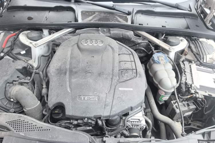 Used Audi A4L 2017 Plus 40 TFSI Ambition Model Engine Bay