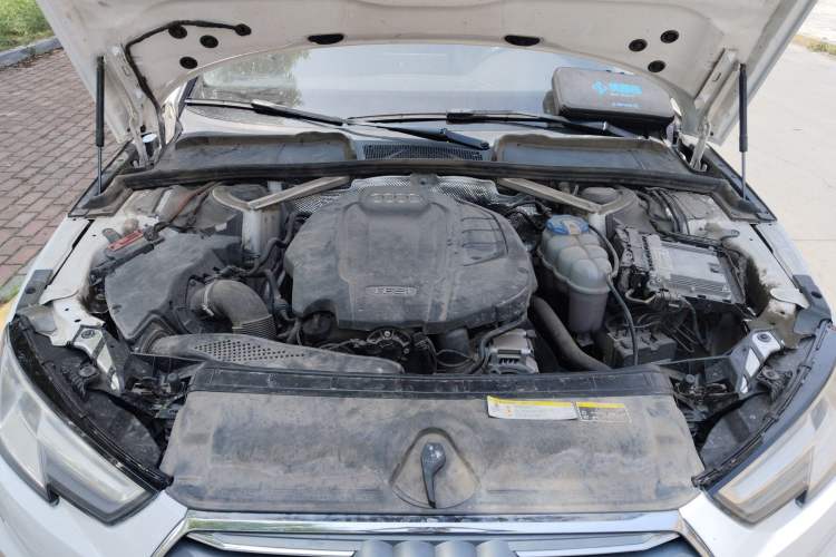Used Audi A4L 2017 40 TFSI Ambition Edition Engine Bay