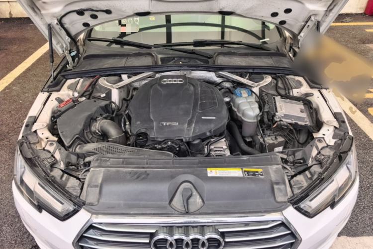 Used Audi A4L 2017 40 TFSI Style Edition Engine Bay