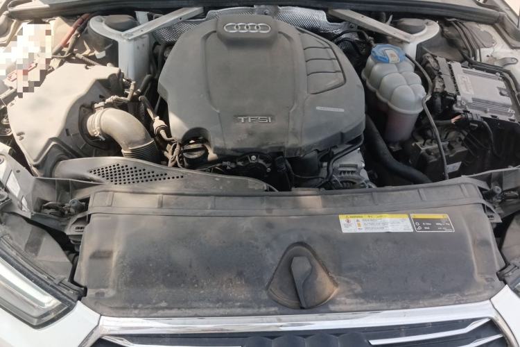 Used Audi A4L 2017 Plus 40 TFSI Ambition Model Engine Bay