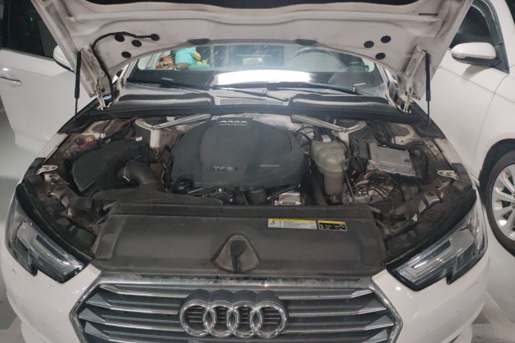 Used Audi A4L 2017 40 TFSI Style Edition Engine Bay