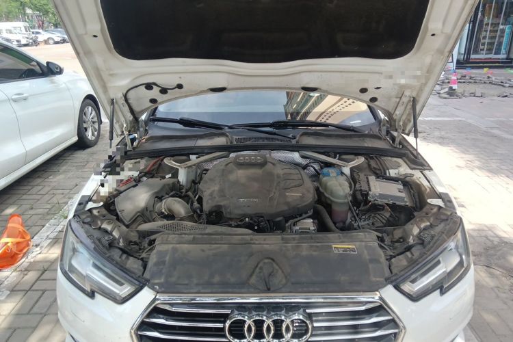 Used Audi A4L 2017 Plus 40 TFSI Ambition Model Engine Bay