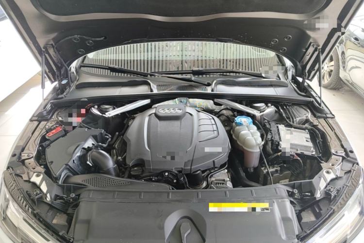 Used Audi A4L 2017 40 TFSI Fashion Model Engine Bay