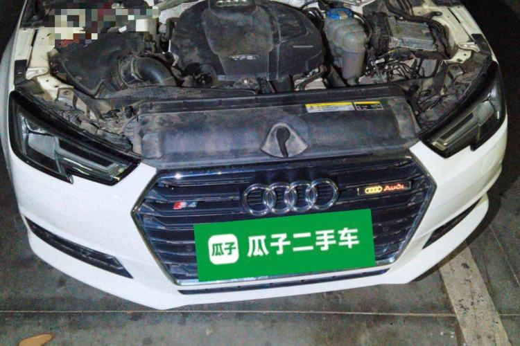 Used Audi A4L 2017 40 TFSI Fashion Model Engine Bay
