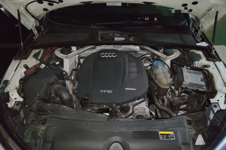 Used Audi A4L 2017 Plus 40 TFSI Ambition Model Engine Bay