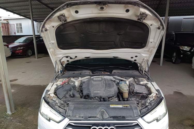Used Audi A4L 2017 Plus 40 TFSI Fashion Model Engine Bay