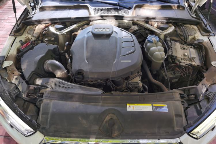 Used Audi A4L 2017 Plus 45 TFSI quattro Stylish Model Engine Bay
