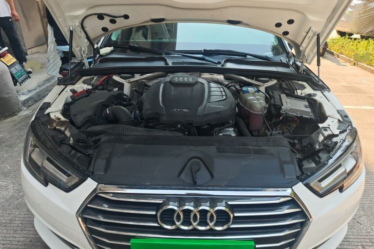 Used Audi A4L 2017 Plus 40 TFSI Ambition Model Engine Bay