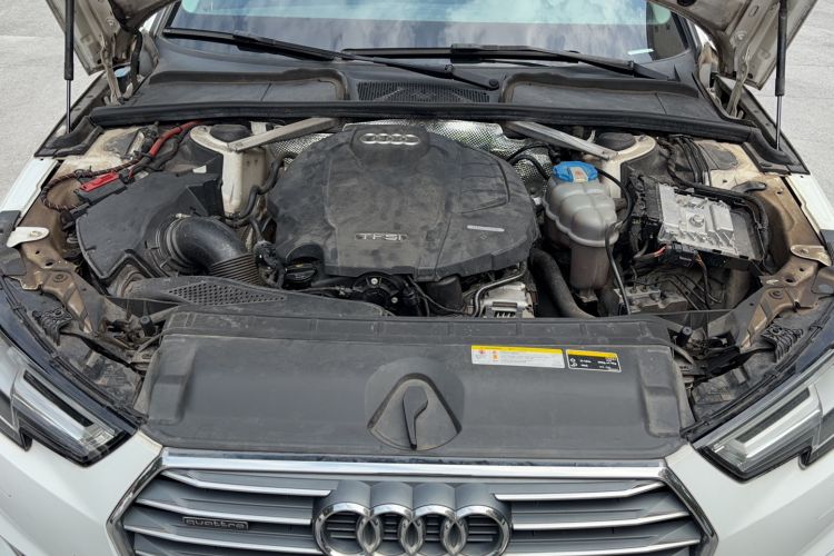 Used Audi A4L 2017 45 TFSI quattro Special Edition Engine Bay
