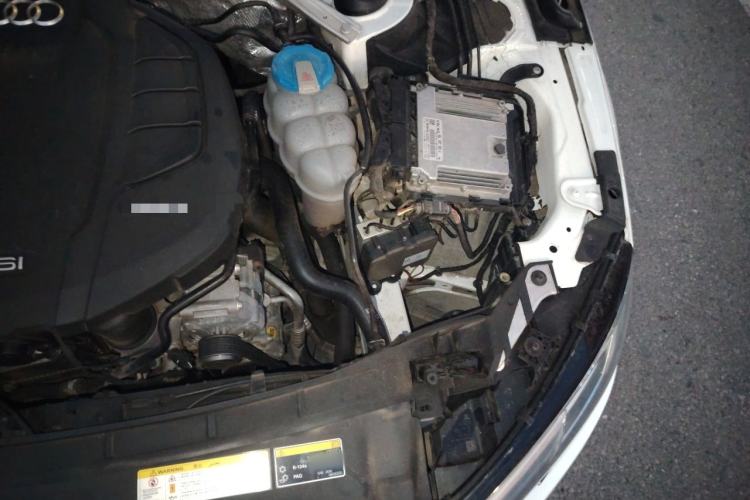 Used Audi A4L 2017 Plus 40 TFSI Sport Model Engine Bay Left