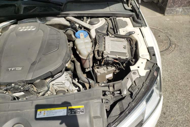 Used Audi A4L 2017 40 TFSI Ambition Edition Engine Bay Left