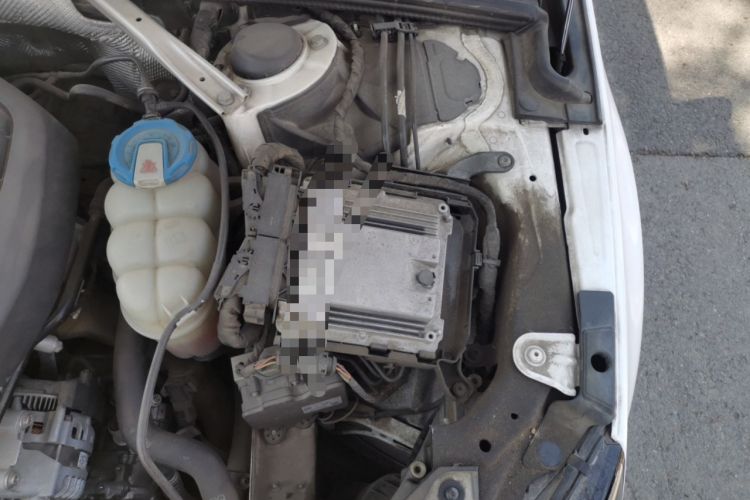 Used Audi A4L 2017 Plus 40 TFSI Ambition Model Engine Bay Left