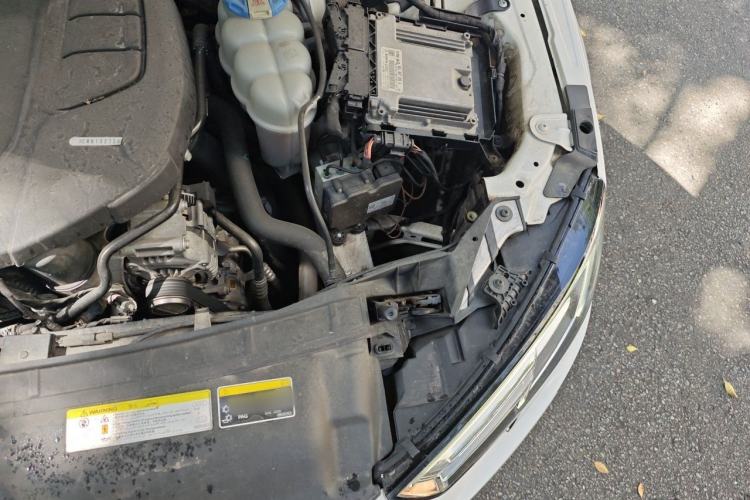 Used Audi A4L 2017 Plus 40 TFSI Fashion Model Engine Bay Left