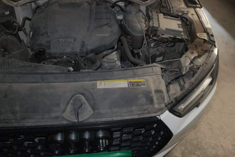 Used Audi A4L 2017 Plus 40 TFSI Ambition Model Engine Bay Left