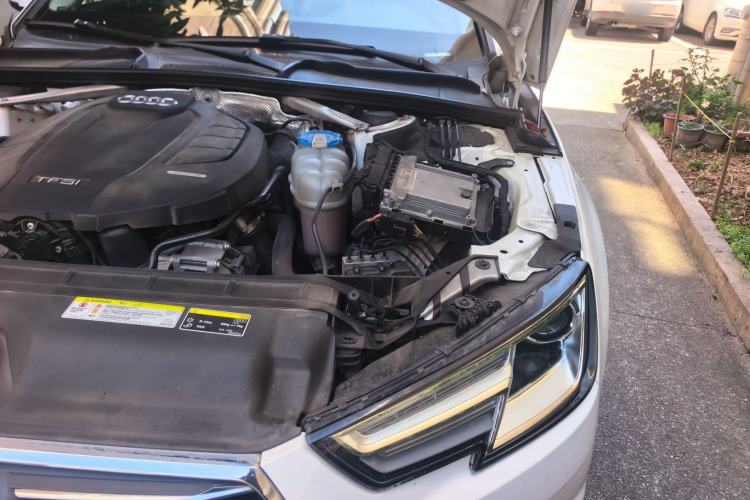 Used Audi A4L 2017 40 TFSI Ambition Edition Engine Bay Left
