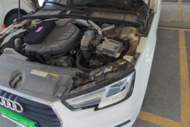 Used Audi A4L 2017 40 TFSI Ambition Edition Engine Bay Left