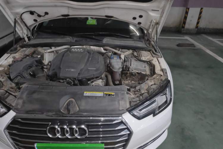 Used Audi A4L 2017 40 TFSI Style Edition Engine Bay Left
