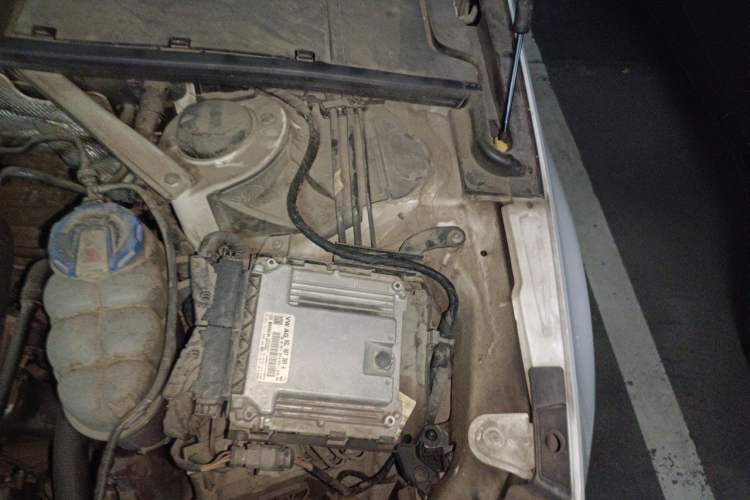 Used Audi A4L 2017 Plus 40 TFSI Ambition Model Engine Bay Left
