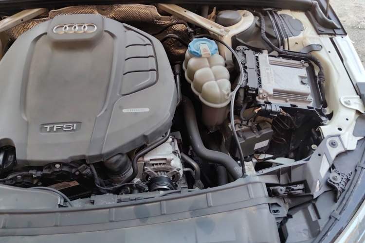 Used Audi A4L 2017 Plus 40 TFSI Fashion Model Engine Bay Left