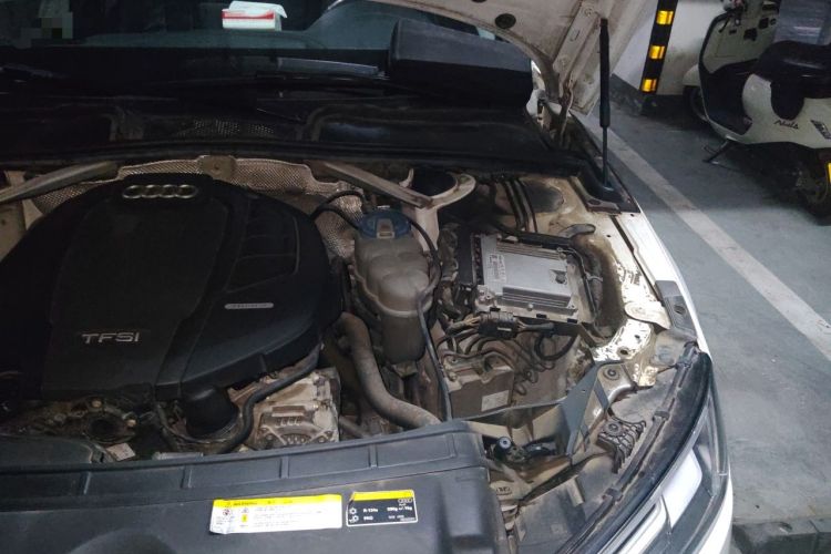 Used Audi A4L 2017 Plus 40 TFSI Ambition Model Engine Bay Left