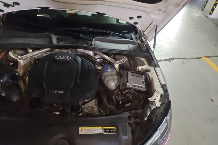 Used Audi A4L 2017 40 TFSI Ambition Edition Engine Bay Left