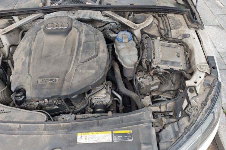 Used Audi A4L 2017 40 TFSI Ambition Edition Engine Bay Left