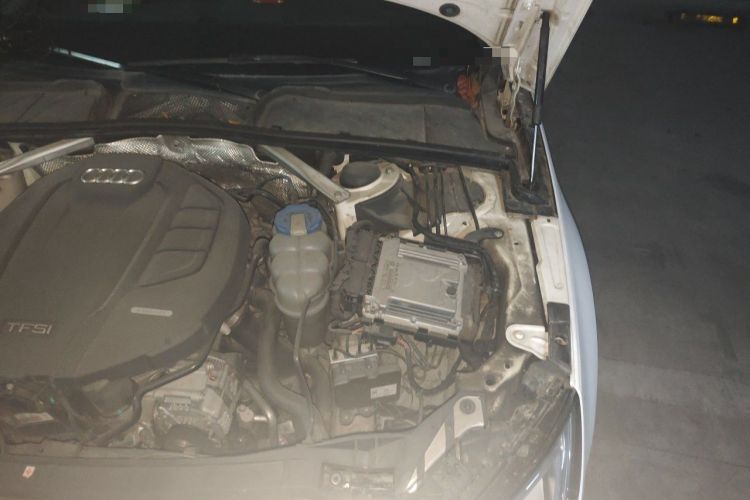 Used Audi A4L 2017 Plus 40 TFSI Fashion Model Engine Bay Left