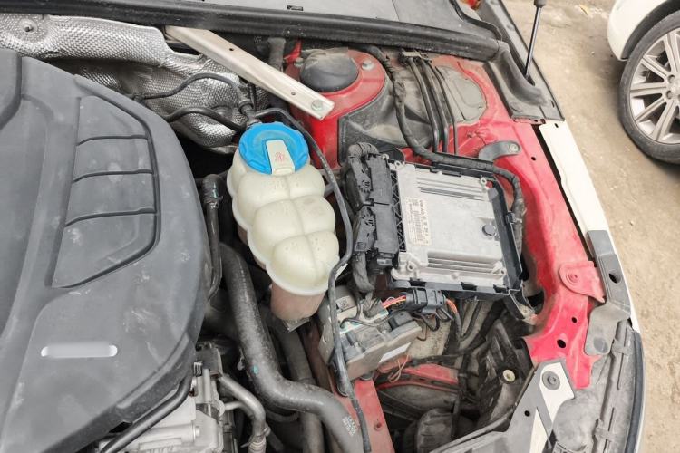 Used Audi A4L 2017 Plus 40 TFSI Fashion Model Engine Bay Left