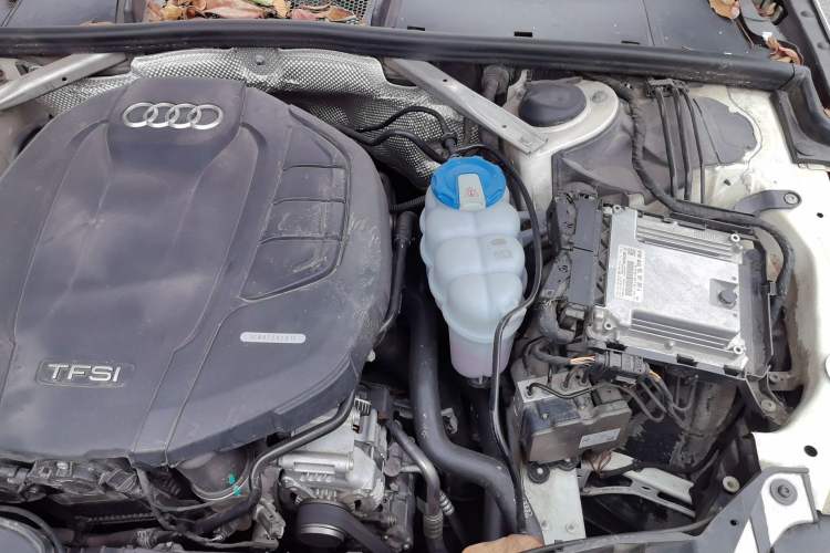 Used Audi A4L 2017 Plus 40 TFSI Fashion Model Engine Bay Left