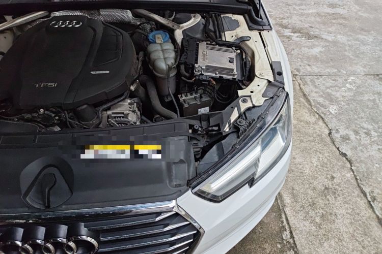 Used Audi A4L 2017 Plus 40 TFSI Ambition Model Engine Bay Left